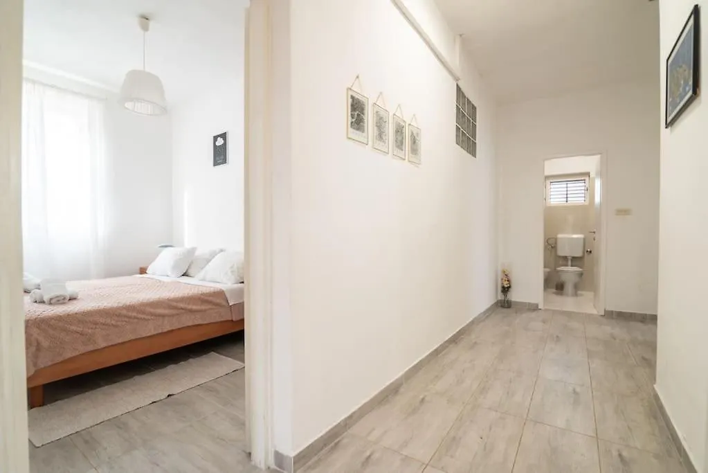 Nyaraló Tre Perle Vacation House With Garden And Parking Villa Vir