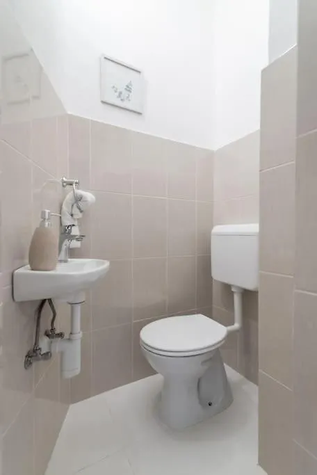 Tre Perle Vacation House With Garden And Parking Villa Vir